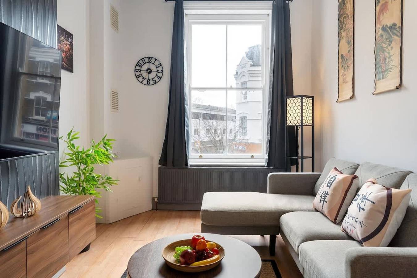Entire apartment, Stylish 2 Br Flat near Brick Lane  London Sleeps 4 in Bethnal Green, London