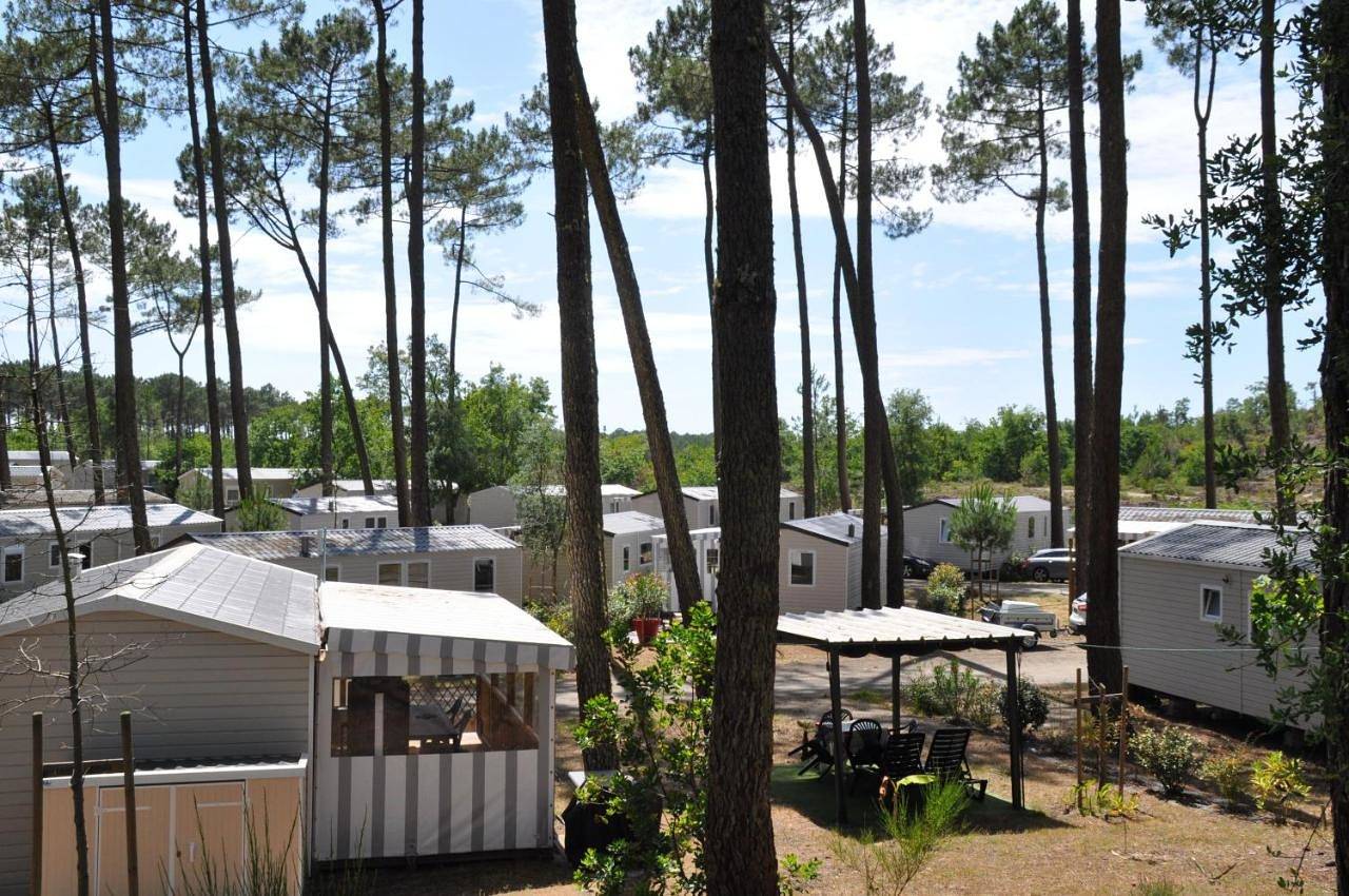 Mobilhome Côte Landaise Les Dunes de Contis 4 in Saint-Julien-en-Born, Côte d’Argent