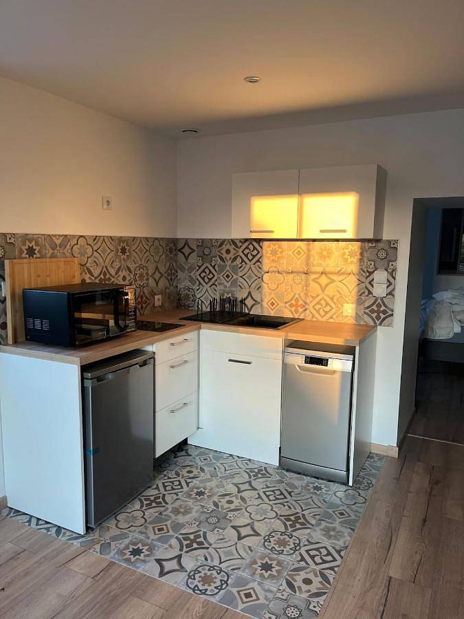 Appartement entier, One-Bedroom Apartment in Pont-de-Poitte, Jura Francais