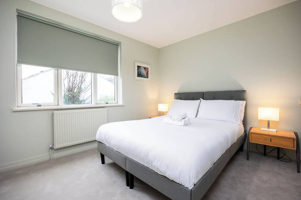 Spacious 3Bed Home with Parking-Near St Patricks Cathedral in Dublin, County Dublin