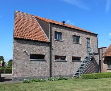 Gîte pour 4 personnes, avec terrasse à Lokeren