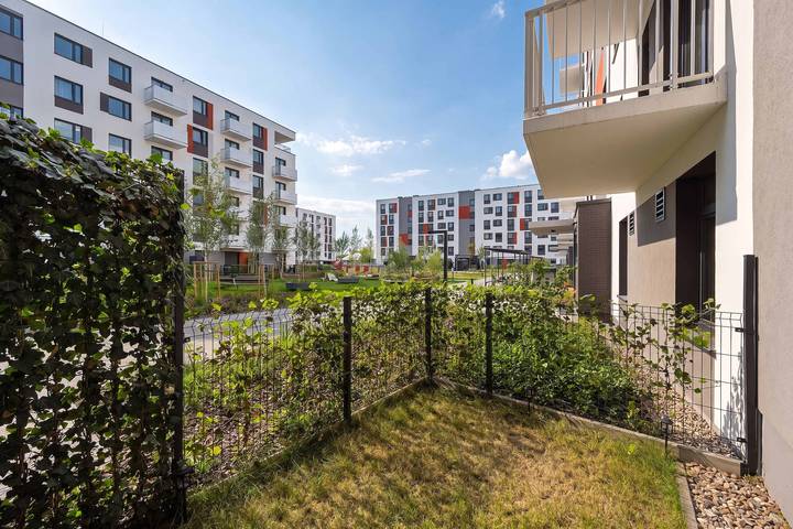 Apartamento vacacional entero, Cozy Studio with Garden and Place to Work by Noclegi Renters in Breslavia, Lower Silesia