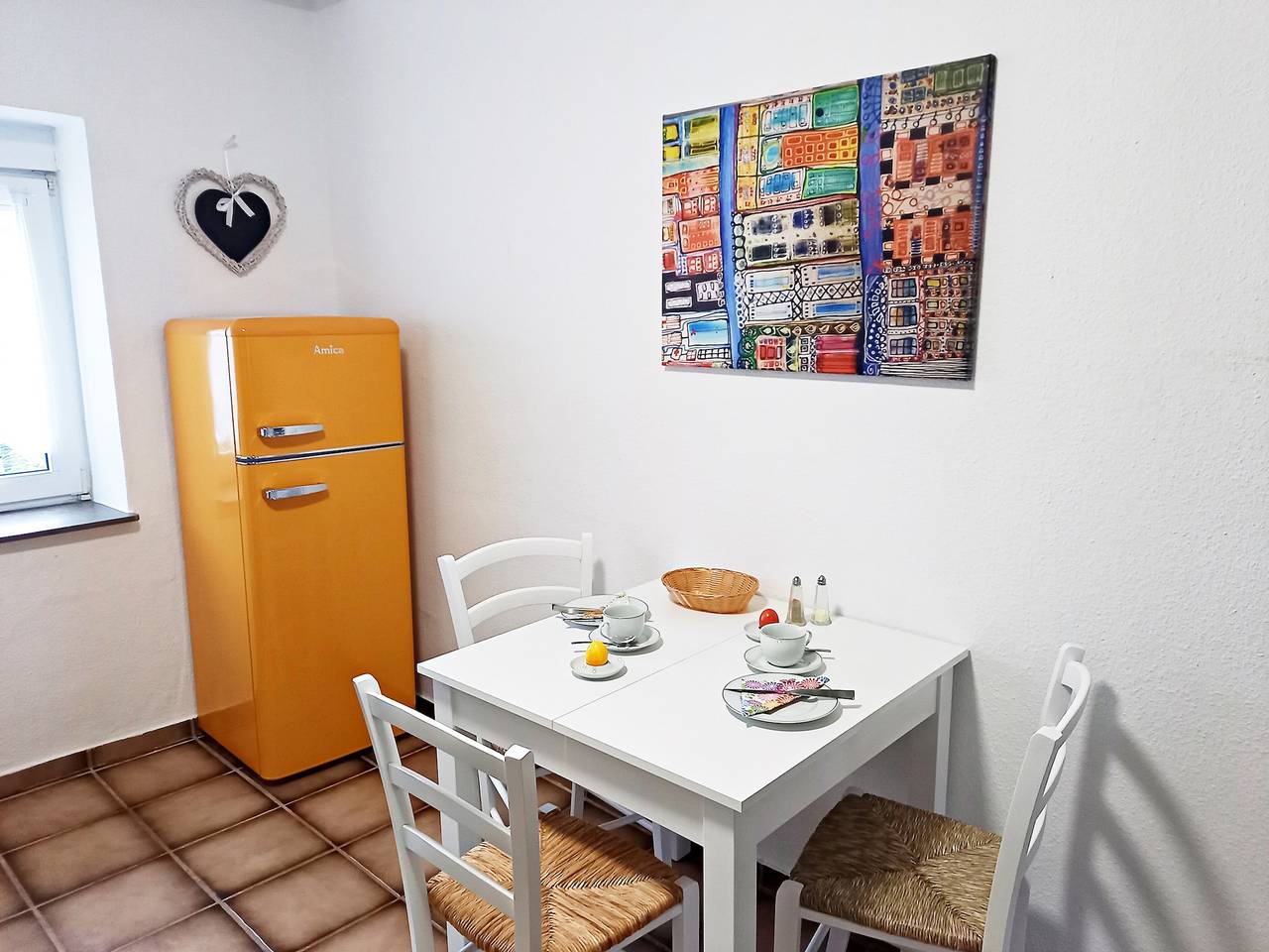 Appartement entier, Appartement 'Haus Uni Koblenz Wohnung 1' avec terrasse partagée et Wi-Fi in Metternich, Coblence