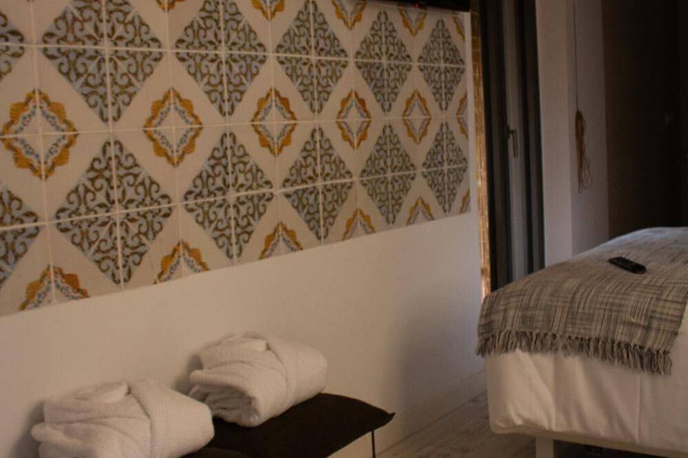 Apartamento entero, Apartamento '4 Personas -1' con Terraza Compartida, Wi-Fi y Aire Acondicionado in Balaguer , Noguera