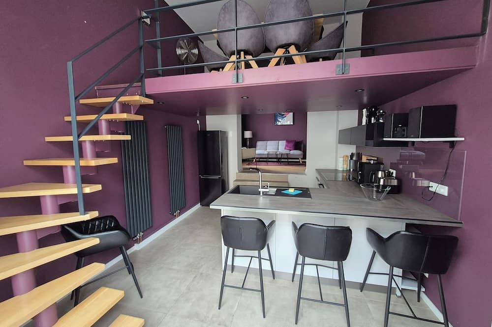 Ganze Wohnung, Schönes Loft mit kostenlosem Parkplatz in Cotta, Dresden