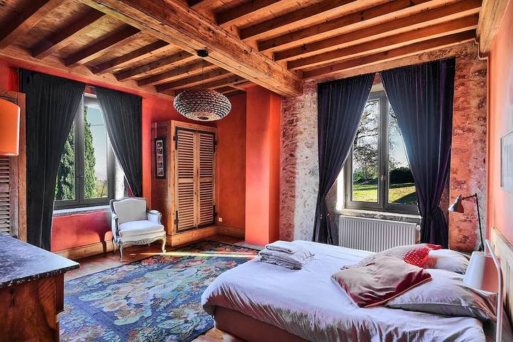 Location de vacances pour 18 personnes, avec jardin à Saint-Germain-au-Mont-d'Or - 2