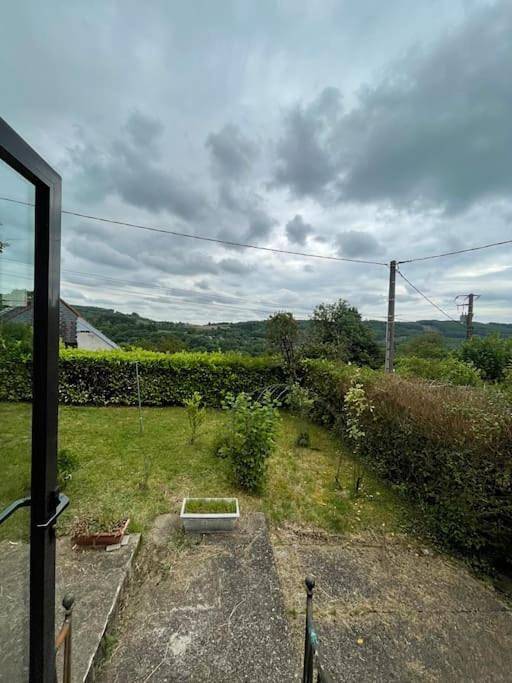 Location de vacances pour 3 personnes, avec jardin ainsi que balcon et vue à Anost - 2