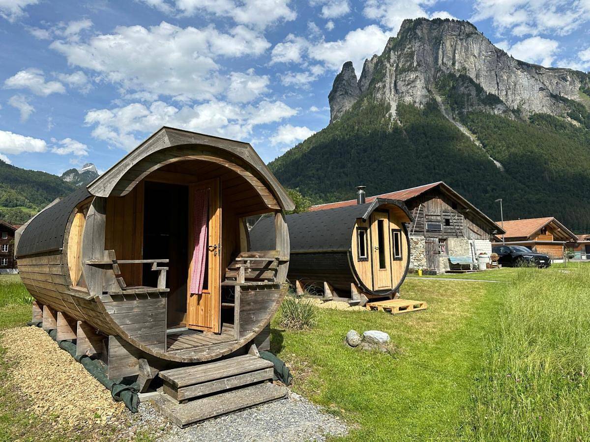 Schlafen im Fass - Schlaffass - Abenteuer - Romantik - Haslifass in Innertkirchen, Verwaltungskreis Interlaken-Oberhasli
