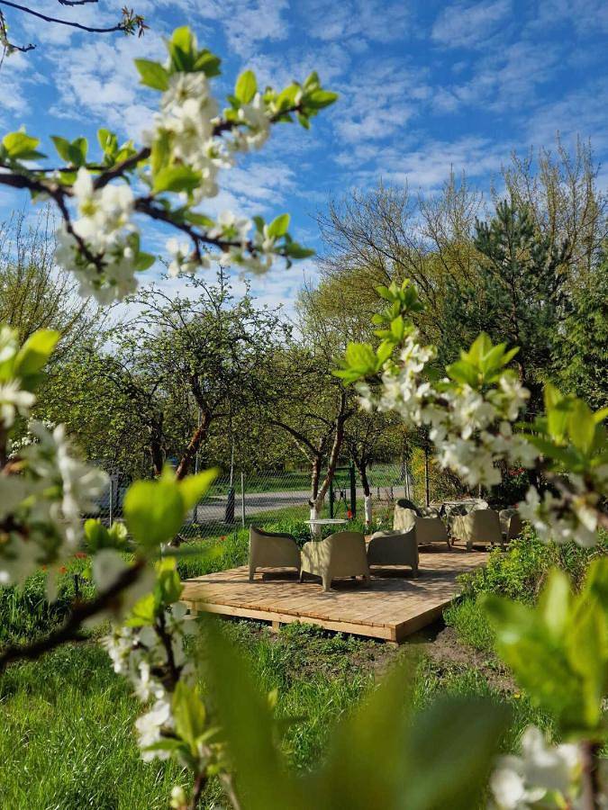 Domy w ogrodzie - Riverfront cabins in Poznań, Wielkopolska