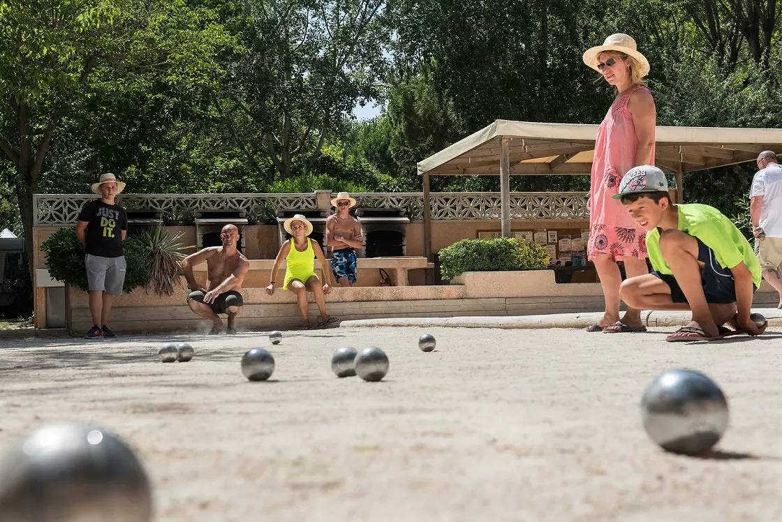 Mobil-home Relax Tv - 2 bedrooms - 4 people in Le Grau-du-Roi, Côte d'Améthyste