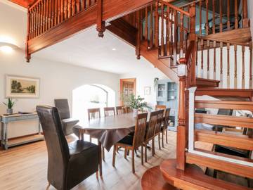 Log Cabin for 10 People in Falkirk, Scotland, Photo 4