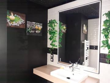 Gîte pour 4 personnes, avec terrasse et vue, animaux acceptés à Lens