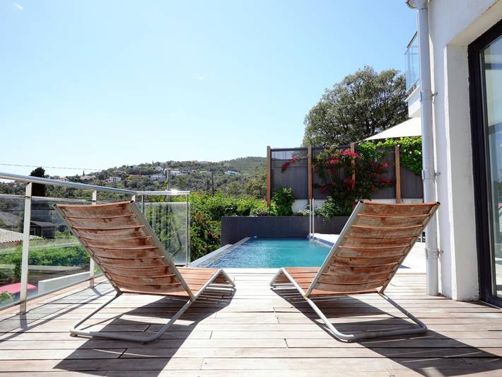 Villa moderne avec piscine à débordement et vue mer in Mas Ambros, Calonge