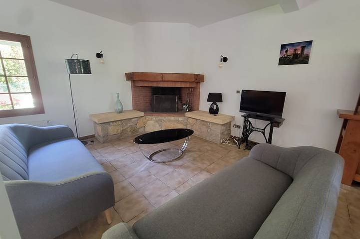 Location de vacances pour 8 personnes dans Le Vernet (Ariège)