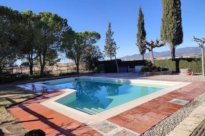 Ferienhaus für 6 Personen, mit Garten und Whirlpool, mit Haustier