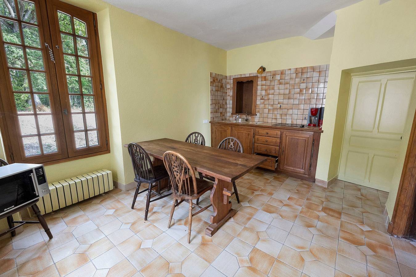 Gîte La Tour D – Château Grange Arthuis mit Gemeinschaftsgarten, WLAN & Klimaanlage in Lavau, Loire-Tal