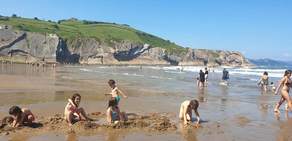 Location de vacances pour 3 personnes, avec jardin à Deba - 3