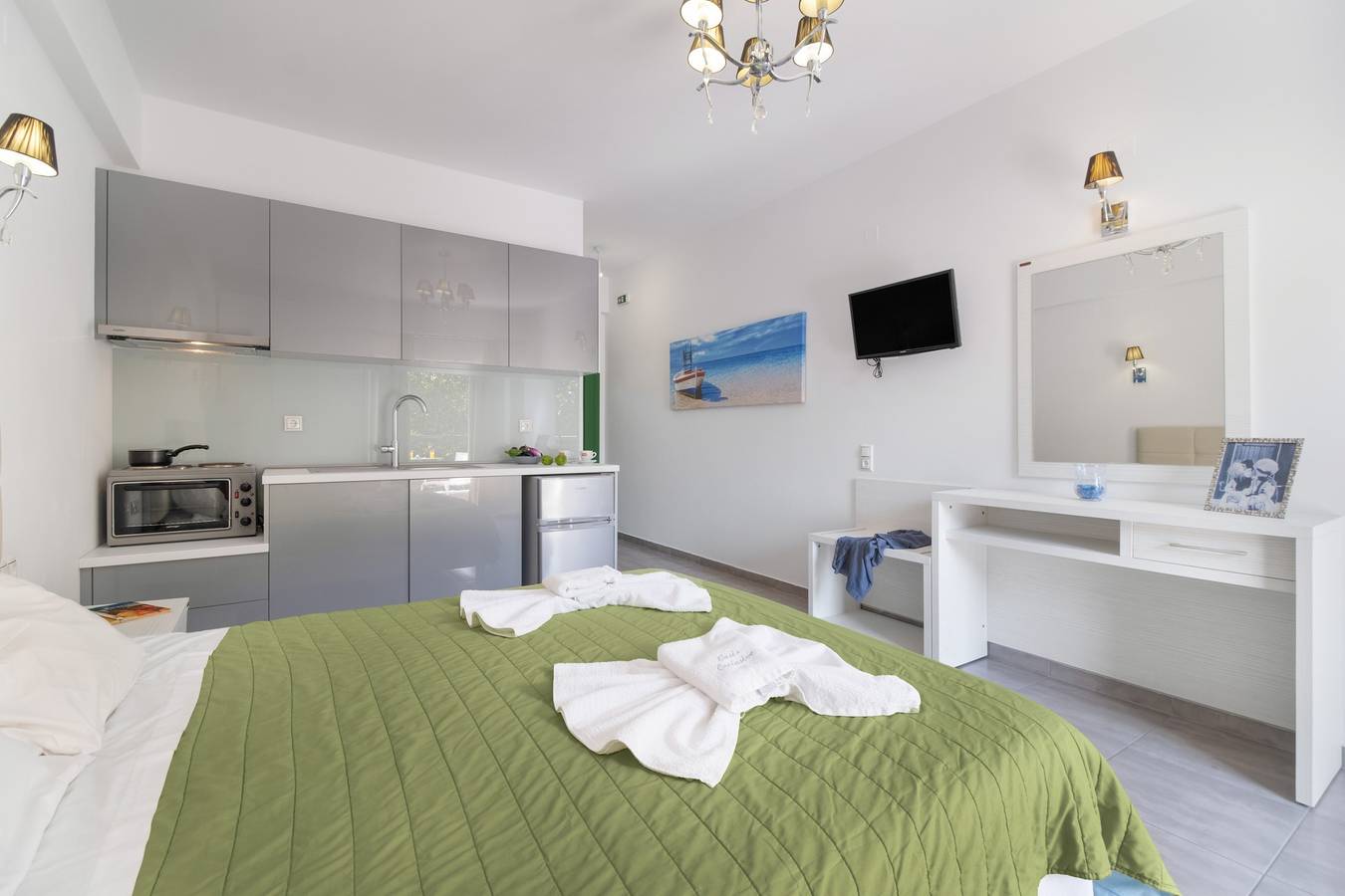 Helt studio, Studio Apartment 'Deluxe 2 Adults - C' with Shared Terrace, Wi-Fi and Air Conditioning in Anthousa, Preveza Prefektur