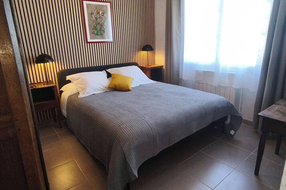 Appartement entier, T2 cosy avec jardin privatif à 5 min de Cassis, des Calanques et des plages in Carnoux-en-Provence, Côte méditerranéenne (France)