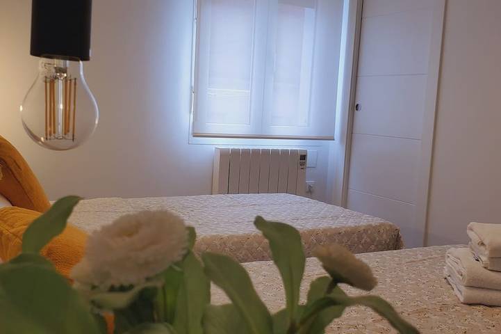 Entire apartment, Céntrico Apto en Gijón con Garaje y Wifi in Gijón, Costa Verde (Spain)