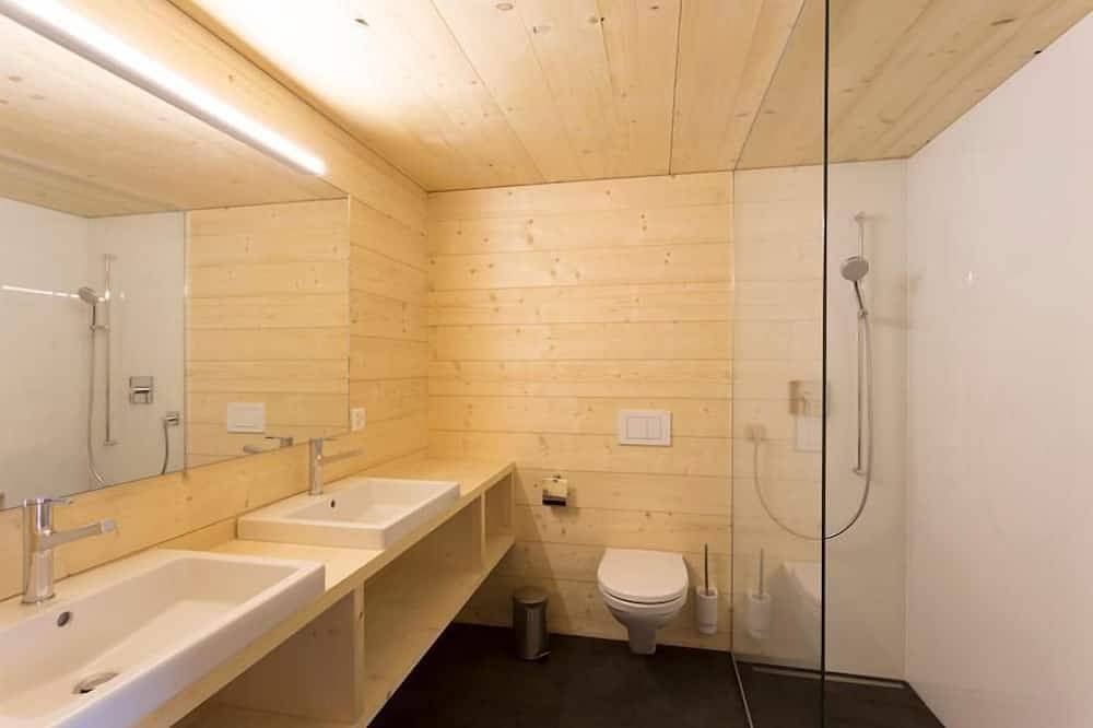 Ganze Wohnung, Belwalder-Gitsch Hüs Unten - Ferien im Baudenkmal in Bister, Aletsch Arena