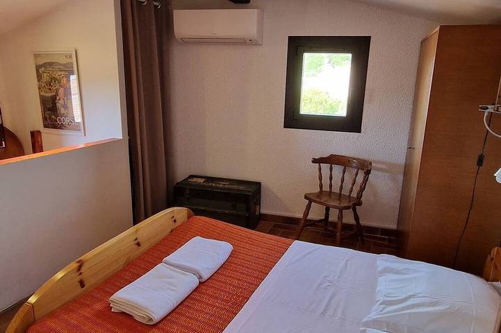 Location de vacances pour 8 personnes, avec terrasse et jardin dans Plage d'Agosta - 4