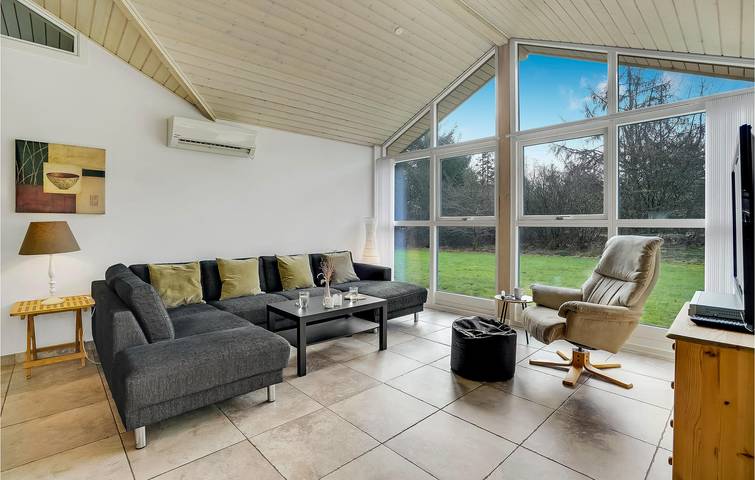 Ferienhaus für 8 Personen, mit Terrasse und Whirlpool sowie Garten in Kølkær - 4