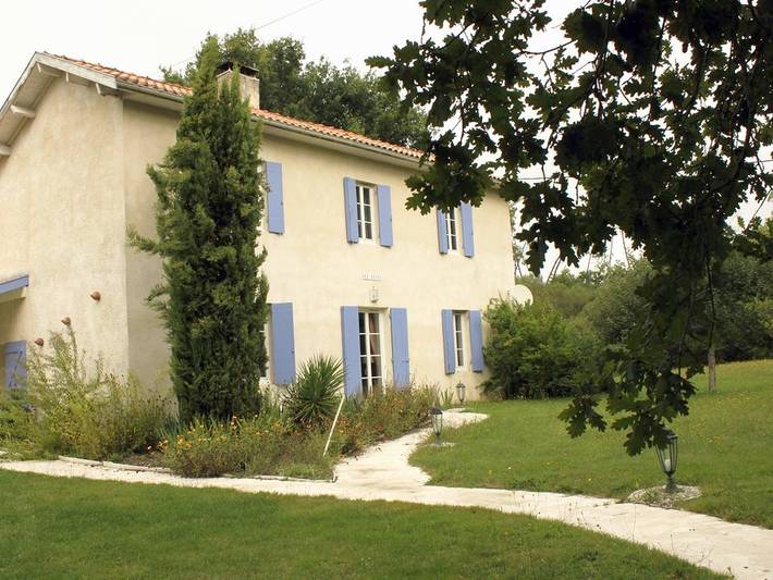 Location de vacances pour 7 personnes, avec terrasse et jardin, animaux acceptés à Mios - 2