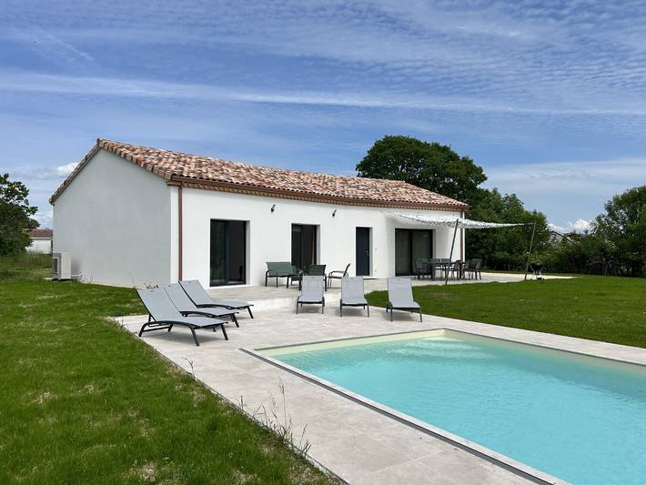 Gîte pour 8 personnes, avec piscine, animaux acceptés