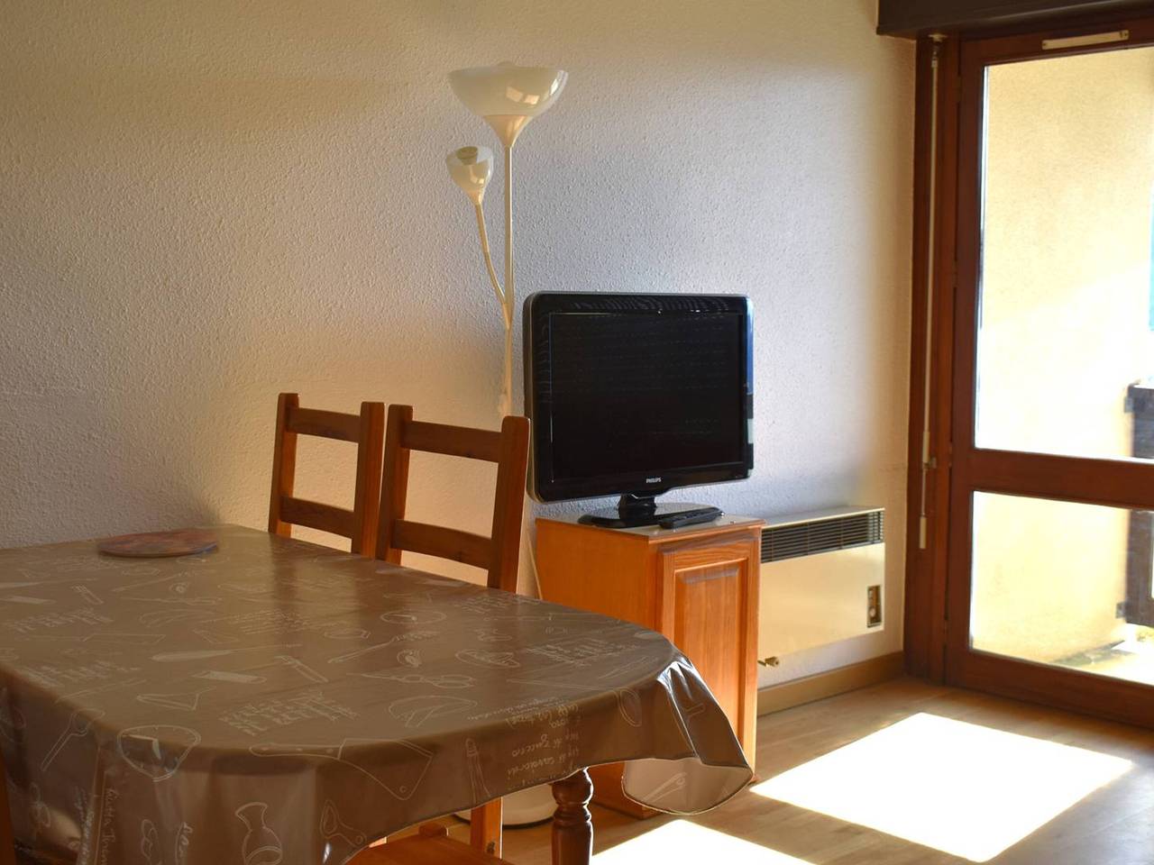 Ganze Wohnung, 2-Zimmer Kabine mit Balkon und Parkplatz in Font-Romeu in Font-Romeu-Odeillo-Via, Prades und Umgebung