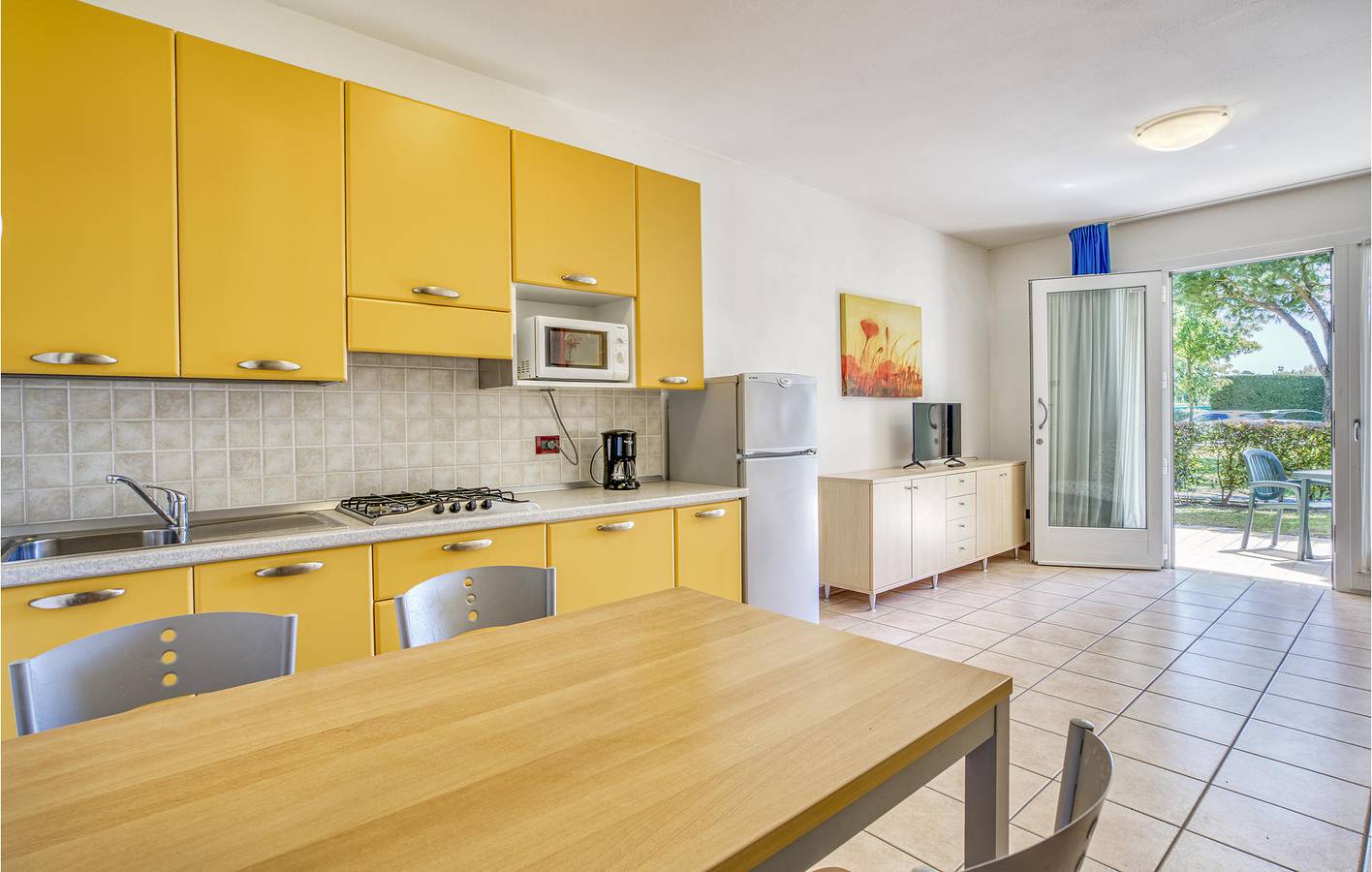 Appartamento intero, Appartamento sulla spiaggia con piscina e terrazza in Porto Santa Margherita, Caorle