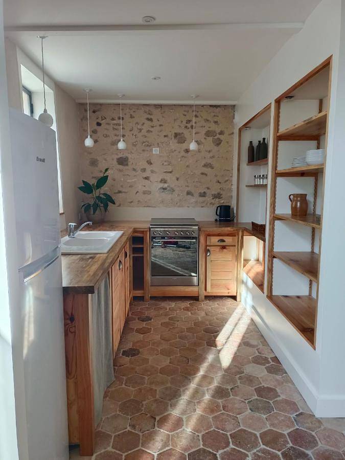Two-Bedroom House in Grez-sur-Loing, Seine-et-Marne