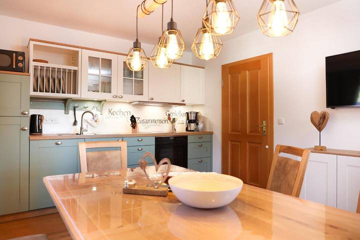 Ferienwohnung für 6 Personen, mit Balkon im Mittenwald