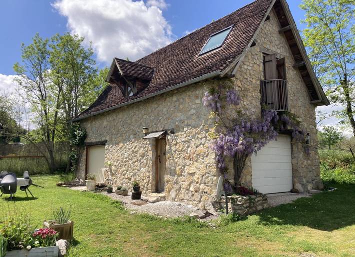 Gîte pour 4 personnes, avec jardin et terrasse, animaux acceptés à Martel