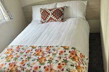 Glamping for 6 People in Northampton, Northamptonshire, Photo 3