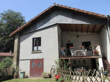 Gîte pour 6 personnes, avec terrasse à Pont-de-Larn