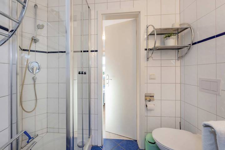 Appartement entier, Gemütliche Ferienwohnung in Koserow mit Meerblick – nur 50 m zum Strand! in Ostseebad Koserow, Koserow
