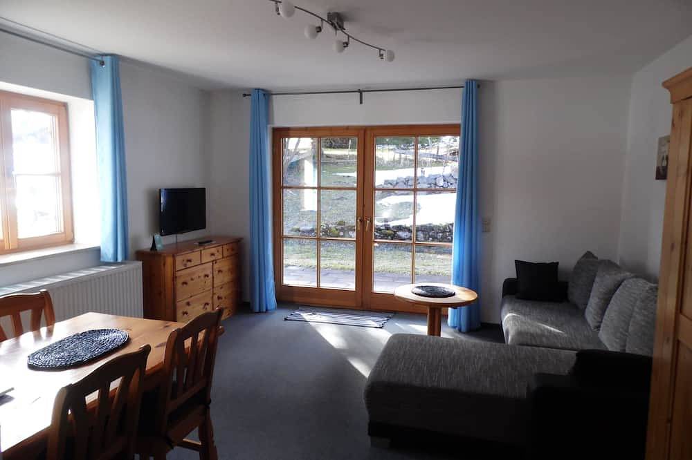 Ganze Wohnung, 3-Zimmer-Wohnung mit Terrasse in Bad Hindelang, Bayerisch Schwaben