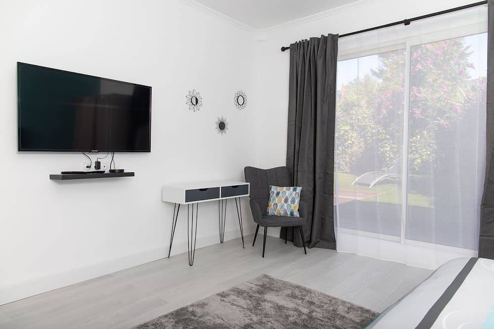Apartamento entero, 70m² hypercentre apartment with whirlpool bath in La Flèche, Sarthe