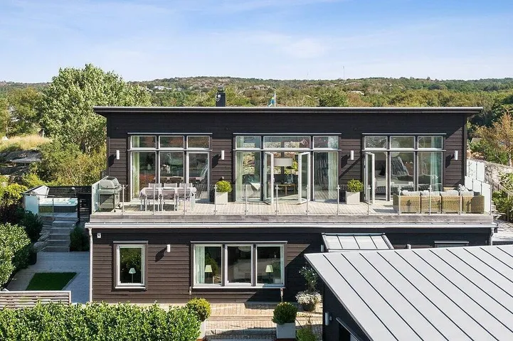 Villa für 6 Personen, mit Whirlpool und Balkon - 1