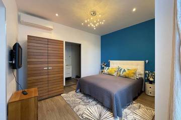 Gîte pour 4 Personnes dans Vals-les-Bains, Parc naturel régional des Monts d'Ardèche, Photo 2