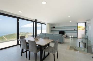 Villa for 6 People in Famalicão, Leiria District, Photo 4