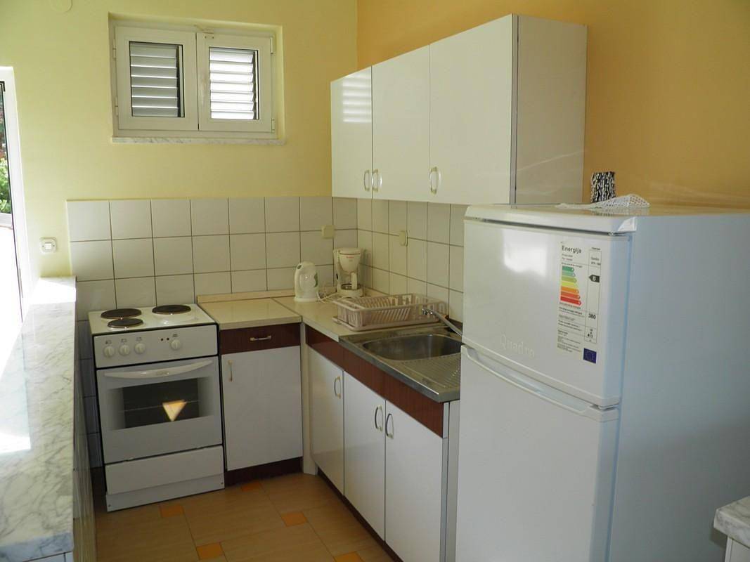 Entire holiday apartment, Holiday flat in Baška with private balcony and sea view in Zarok, Baska