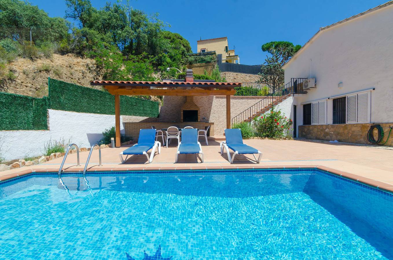 Club Villamar - Ballerina in Santa Maria de Llorell, Tossa de Mar