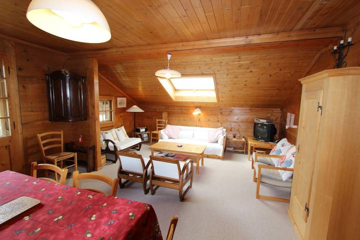 Gîte pour 7 personnes, avec balcon, adapté aux familles à Château-d' Œx - 3