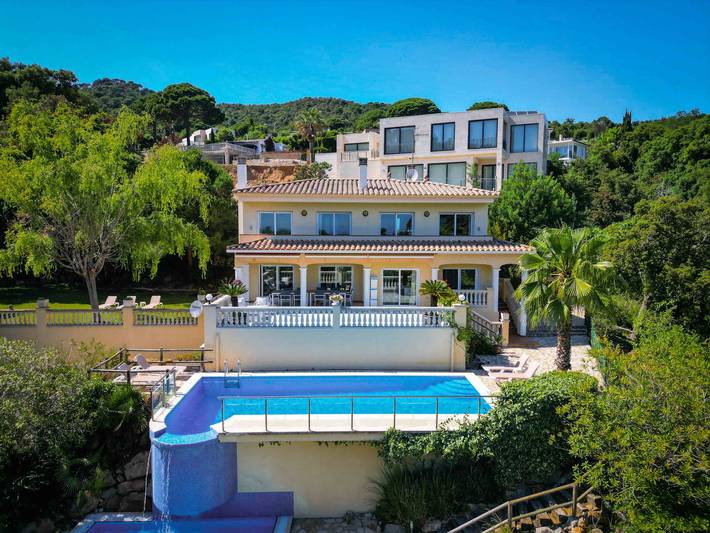 Casa rural para 10 personas, con Balcón además de Terraza y Jardín en Llagostera - 2