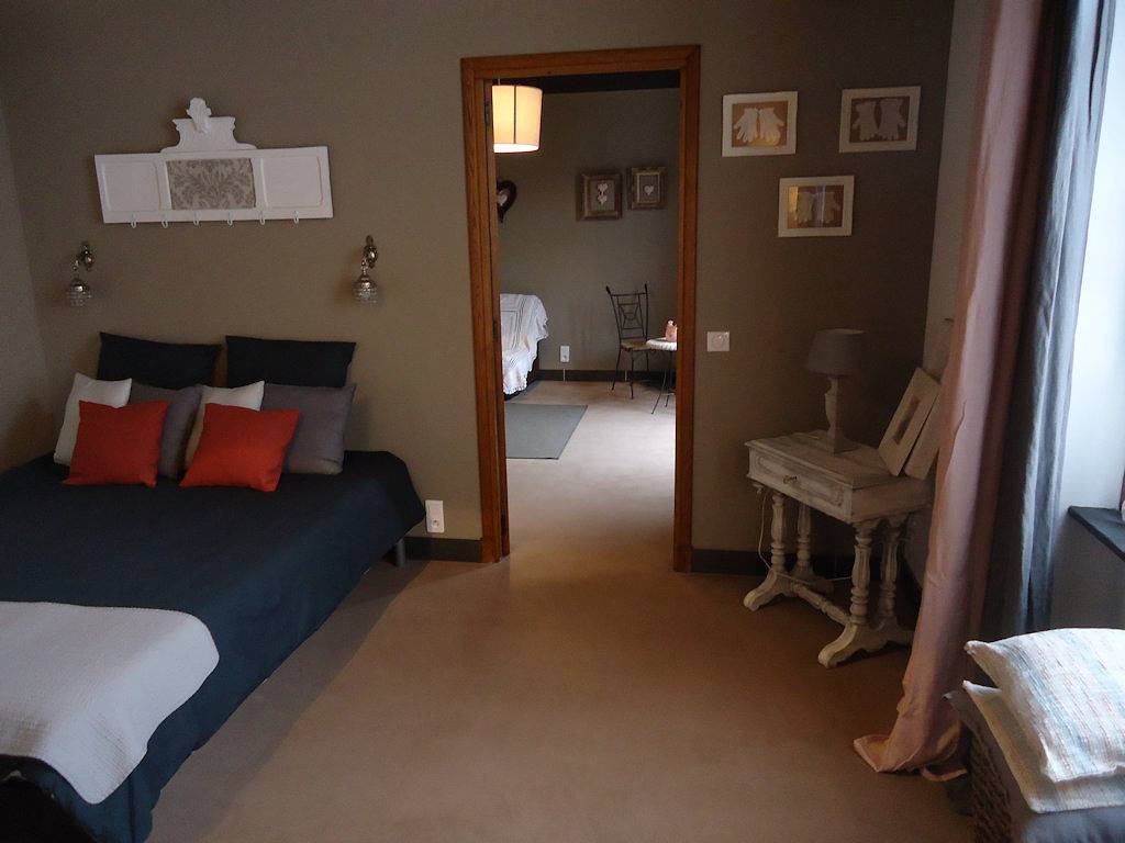 La Maison de la Fontaine - Suite parentale (1er étage) in Villeneuve-Minervois, Région de Carcassonne
