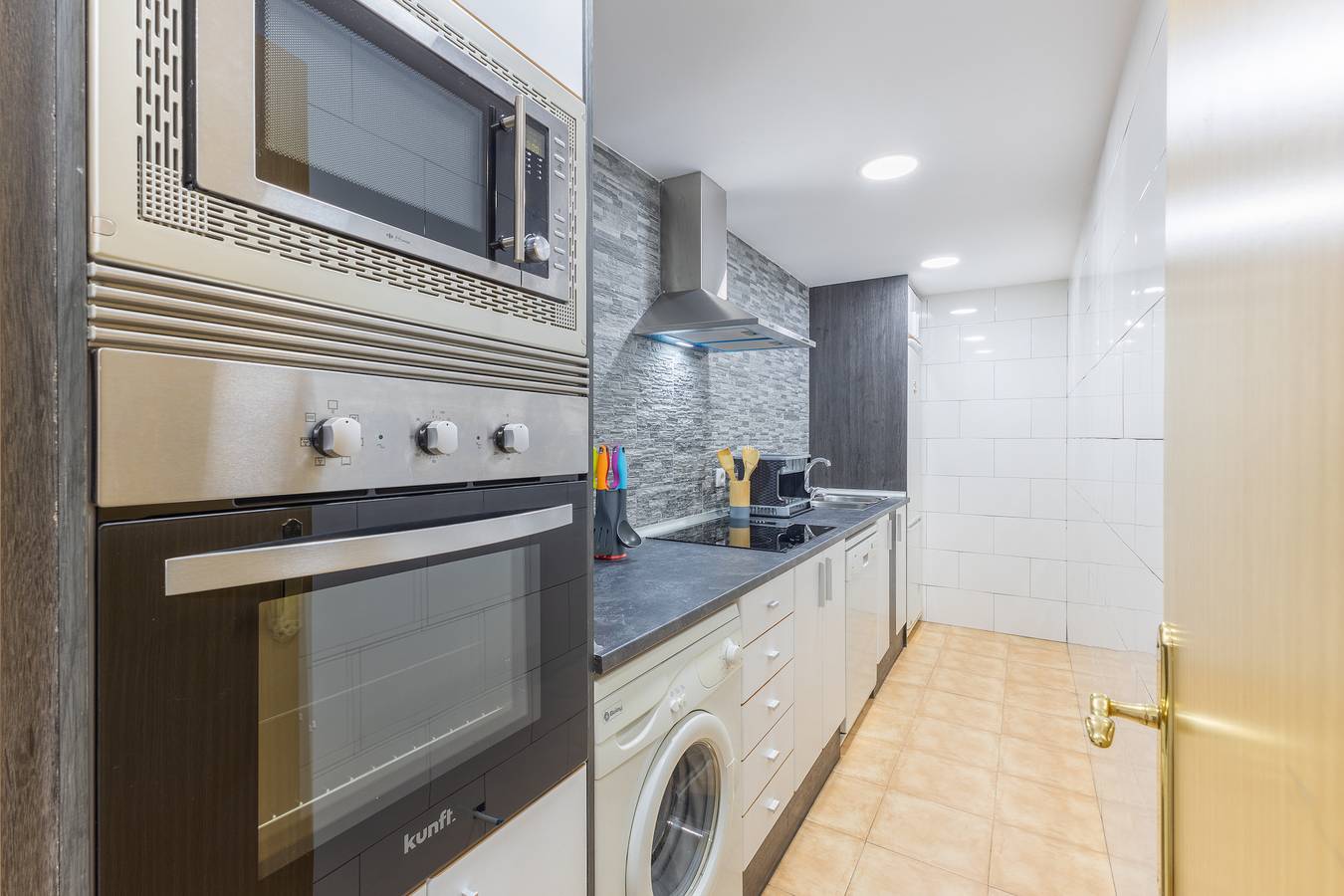 Casa rural 'Finca Los Nieto' con piscina privada, Wi-Fi y aire acondicionado in Fuentidueña de Tajo, La Alcarria