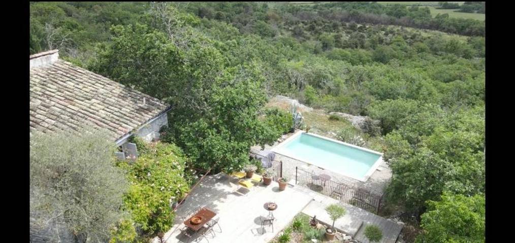 Chambre d’hôte pour 2 personnes, avec jardin ainsi que piscine et vue à Vogüé - 2