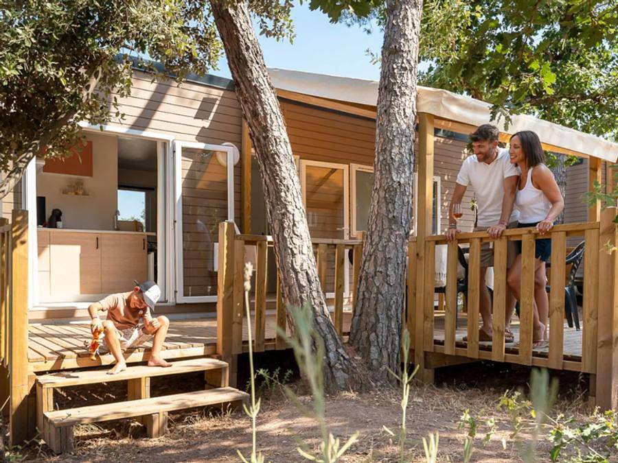 Camping Tikayan Les Cigales - Mobile home 8 persons - Texas Standard in Le Muy, Mediterranean Coast (France)